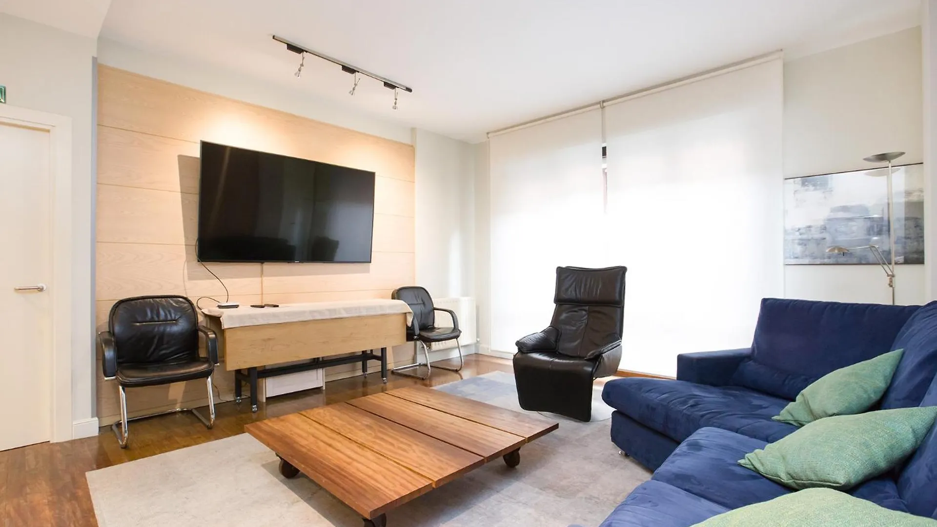Volantin Apartment location